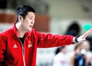 极速竞技-橄榄球夜战：西城银狐队强势反弹岭北猎隼队，主帅临场妙招韧性比赛的样板的简单介绍