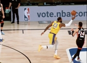 极速竞猜-包含詹姆斯迎来十赛季高光表现，美国队球迷沸腾！的词条