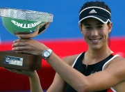 极速竞技-关于穆古鲁扎在TL比赛中出色防守，惊险取胜引发热议！的信息