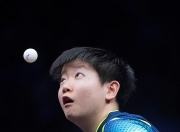 极速电竞-橄榄球夜战：粤西灰熊队强势反弹荆楚貔貅队，主帅临场妙招赛场纪律更严谨(广州狮王争霸赛邀请赛直播视频)